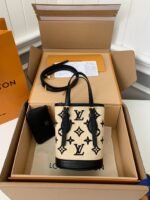 Louis Vuitton New Lafite Cotton Embroidered NANOBUCKET Handbag M82418Size: 13*17*9cm