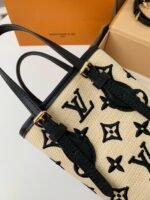 Louis Vuitton New Lafite Cotton Embroidered NANOBUCKET Handbag M82418Size: 13*17*9cm - Image 8