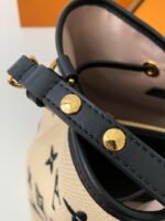 Louis Vuitton's New Lafite Cotton Embroidery NÃONO ÉBucket Bag M23080Size:26*26*17.5cm - Image 9