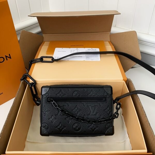 LOUIS VUITTON MINI SOFT TRUNK BAG M5570218.5*13*8CM