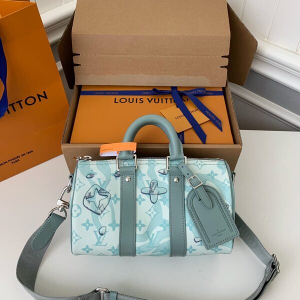 Louis Vuitton's seasonal new Keepall Bandoulière 25 handbag M22527 25*15*11cm