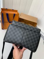 Louis Vuitton 24s New DlSCOverY Small BackpackN40514, Top QualitySize: 29*38*20cm - Image 13