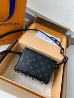 LOUIS VUITTON MINI SOFT TRUNK BAG M44735 18.5*13*8CM - Image 4