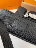 Louis Vuitton Borsa Messenger Outdoor M30233Size:26*20*10.5cm - Image 5
