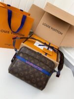 Louis Vuitton Borsa Messenger Qutdoor M43843Size:26*20*10.5cm - Image 2