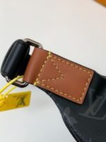 Louis Vuitton Marsupio Discovery M45220, Size:47*20*9cm - Image 5