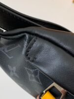 Louis Vuitton Marsupio Discovery M45220, Size:47*20*9cm - Image 10