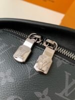 Louis Vuitton Marsupio Discovery M44336, Size:47*20*9cm - Image 4