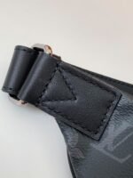 Louis Vuitton Marsupio Discovery M44336, Size:47*20*9cm - Image 5