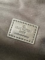 Louis Vuitton Marsupio Discovery M44336, Size:47*20*9cm - Image 14