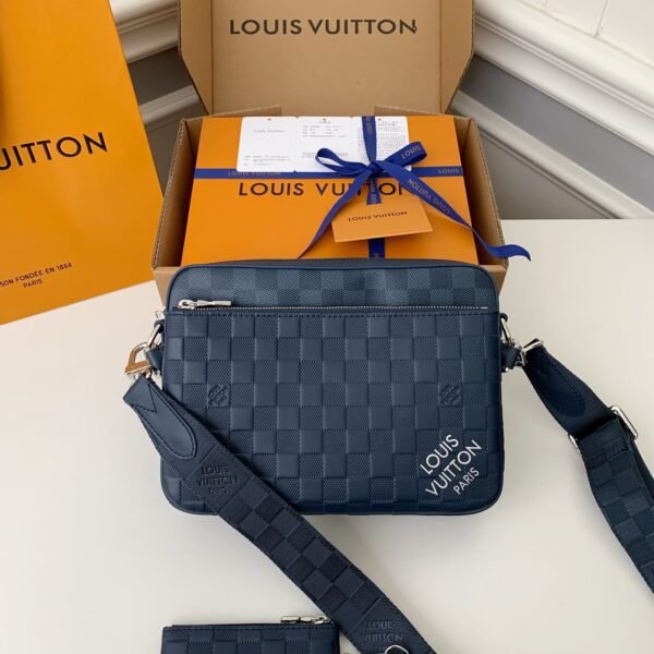 LOUIS VUITTON TRIO Full Leather Messenger Bag M40438