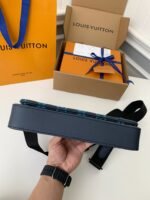LOUIS VUITTON TRIO Full Leather Messenger Bag M46604 - Image 3
