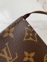 Louis Vuitton 26 Wash Bag M47542,17*9.6*3.5cm - Image 4