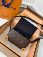 Louis Vuitton STEAMER Mini Handbag, 18 *11 * 6.5cm - Image 11