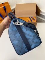 Louis Vuitton's seasonal new Keepall Bandoulière 35handbag M22573sizw:34*21*16cm - Image 8