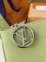 Louis Vuitton 23 New MINI MOON Handbag M82425 Top QualitySize:20.5*11*5cm - Image 6