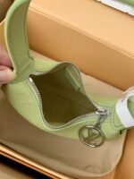 Louis Vuitton 23 New MINI MOON Handbag M82425 Top QualitySize:20.5*11*5cm - Image 12
