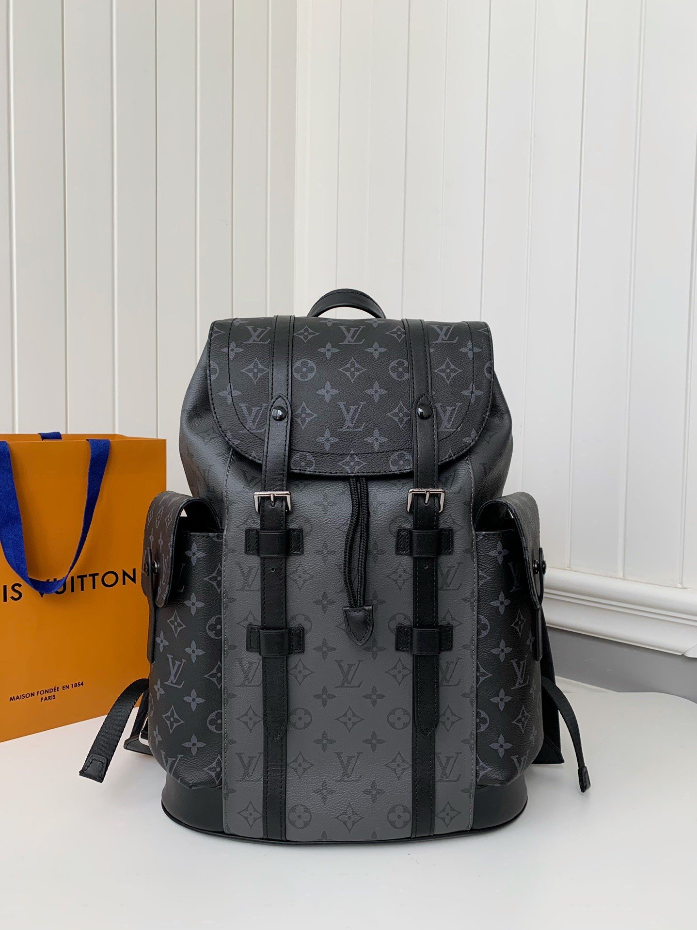 20241105_171830_6039 Louis Vuitton's New MONTSOURlS Men's Black FlowerBackpack M45583, Top Quality Size: 32*40*19cm - Image 1