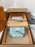 Louis Vuitton STEAMER Mini Men's Handbag M22637Top Quality Size: 18*11*6.5cm