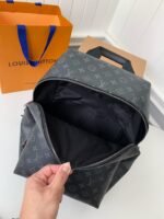 Louis Vuitton Men's DlSCOVERY Black Flower Backpack M43186 Top QualitySize: 30*40*20cm - Image 6