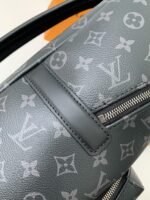 Louis Vuitton Men's DlSCOVERY Black Flower Backpack M43186 Top QualitySize: 30*40*20cm - Image 8