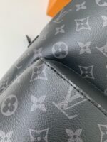 Louis Vuitton Men's DlSCOVERY Black Flower Backpack M43186 Top QualitySize: 30*40*20cm - Image 18