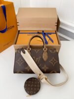 Louis Vuitton's Seasonal New ONTHEGO HorizontalHandbag M46653 Top Quality Size: 25*13* 10cm