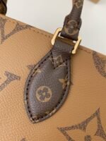 Louis Vuitton's Seasonal New ONTHEGO HorizontalHandbag M46653 Top Quality Size: 25*13* 10cm - Image 17
