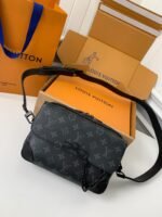 Louis Vuitton Autumn/Winter New STEAMER BlackFlower Messenger Bag M46795, Top Quality Size: 24*17*5cm - Image 4