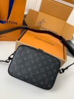 Louis Vuitton Autumn/Winter New STEAMER BlackFlower Messenger Bag M46795, Top Quality Size: 24*17*5cm - Image 6