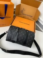Louis Vuitton CITY KEEPALL Men's Handbag M45936 Top QualitySize:27*17*13cm - Image 2