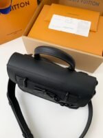 Louis Vuitton's new Sac Plat Horizontal Zippé men'sblack flower briefcase M45165Size: 25*19*8cm - Image 9