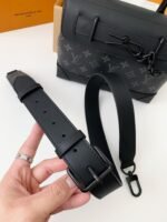 Louis Vuitton's new Sac Plat Horizontal Zippé men'sblack flower briefcase M45165Size: 25*19*8cm - Image 12