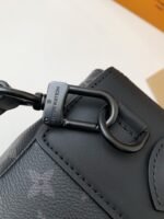 Louis Vuitton's new Sac Plat Horizontal Zippé men'sblack flower briefcase M45165Size: 25*19*8cm - Image 13