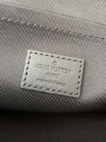 Louis Vuitton's new Sac Plat Horizontal Zippé men'sblack flower briefcase M45165Size: 25*19*8cm - Image 15