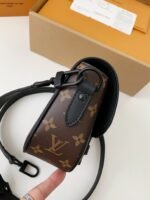 Louis Vuitton New season Montsouris SmallMessenger Bag M47060 Size: 20*17*7cm - Image 5