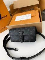 Louis Vuitton New season Montsouris MiniBag M83567 Size: 22*12*6cm - Image 4