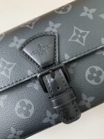 Louis Vuitton New season Montsouris MiniBag M83567 Size: 22*12*6cm - Image 13
