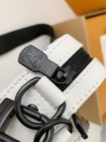 Louis Vuitton The new TRlO Postman PackM24753 Size: 25*18.5*7cm - Image 8