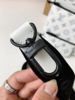 Louis Vuitton The new TRlO Postman PackM24753 Size: 25*18.5*7cm - Image 19