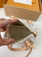 Louis Vuitton Speedy Bandouli ère 20M24709 Size:20.5*13.5*12cm - Image 6