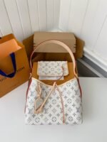 Louis Vuitton Carryall small handbagM24707Size:29*24*12cm