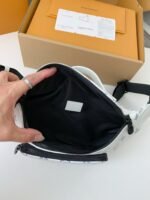 New Louis Vuitton RUSH waist bag M25227 Size: 30*15*8cm - Image 9