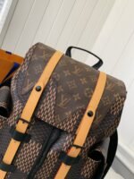 Louis Vuitton Medium-sized men' smatching colored backpack M40350 Size:38*44*21cm - Image 5