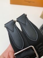 Louis Vuitton Trio New Men's colour-matching postman bag M69443 Size:25*18.5*7cm - Image 21