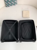 Louis Vuitton suitcase - Image 10