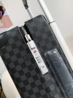 Louis Vuitton suitcase - Image 12