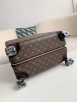 Louis Vuitton suitcase - Image 9