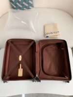 Louis Vuitton suitcase - Image 15
