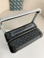 Louis Vuitton suitcase - Image 4